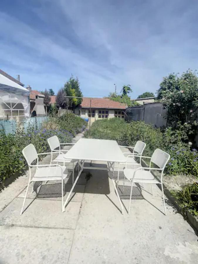 Grand T2 Jardin Wifi Parking Proche Gare * Saint-Quentin (Aisne)